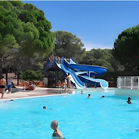 Domaine Du Pin De La Legue Hotell Fréjus Exteriör bild